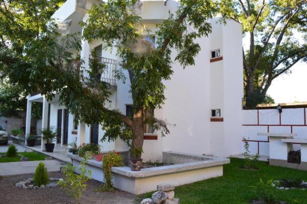 Hospedaje Parras Паррас-де-ла-Фуенте Екстер'єр фото